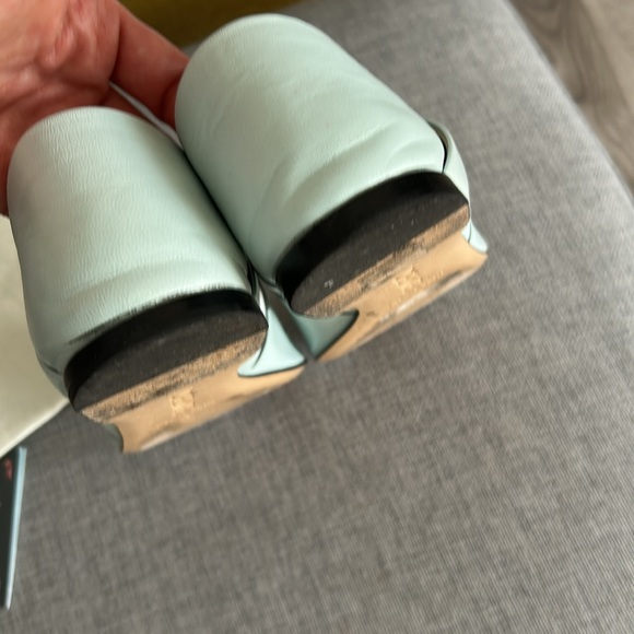 Loewe Light Blue Flats with Penguin Design - Picture 6 of 10